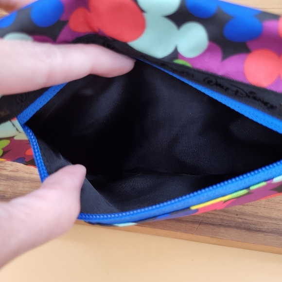 Disney Colorful Mickey Mouse Fanny Pack/Belt Bag, Like New - Picture 4 of 10